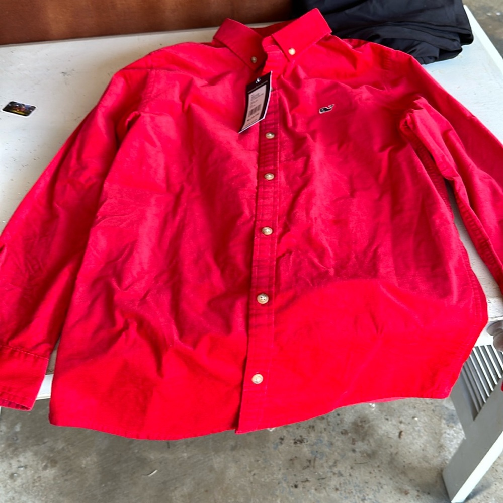 Boys size 12-14 Vineyard Vines corduroy red button up shirt